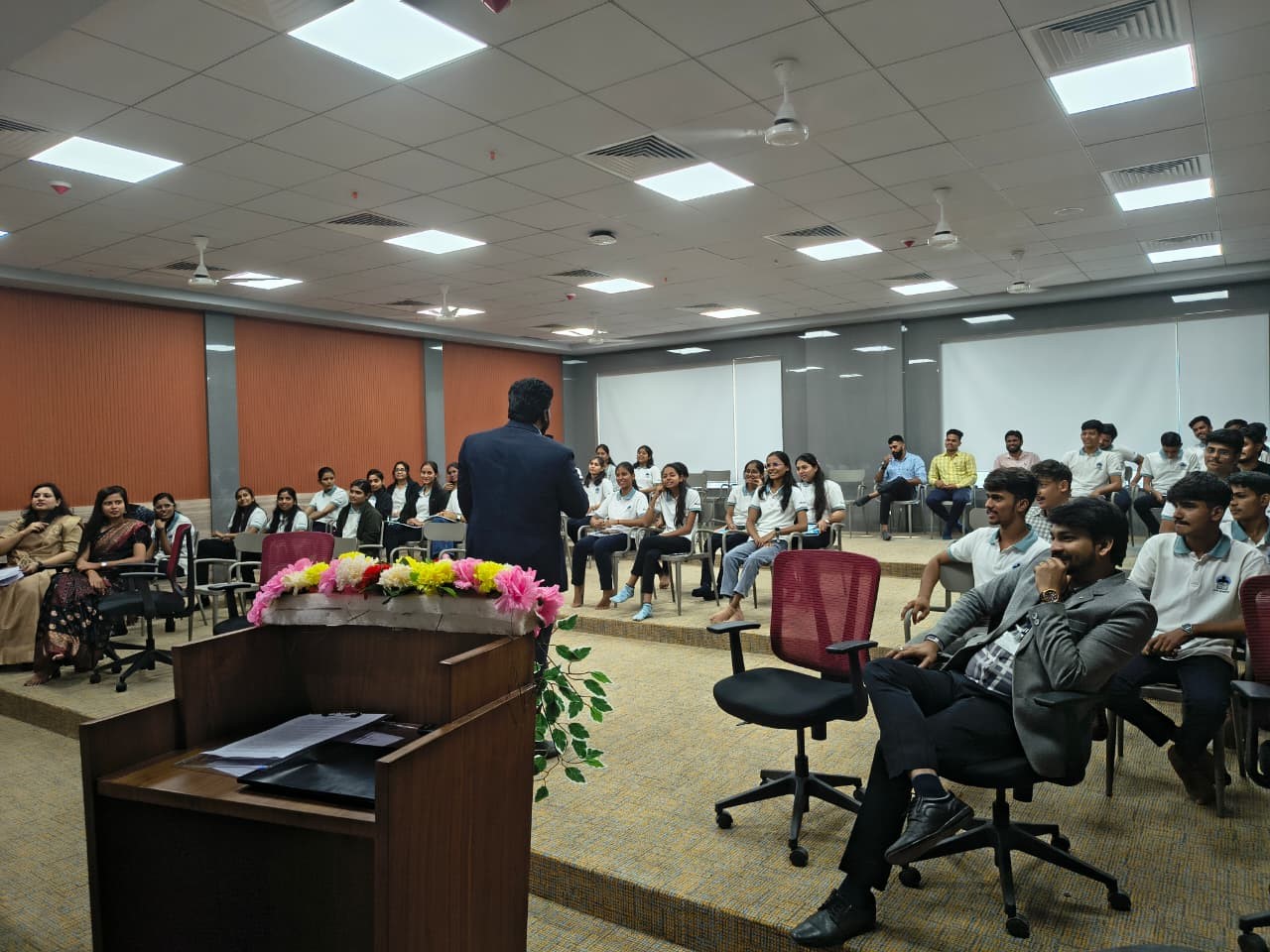 Student Orientation Program at SVKM's College of Pharmacy